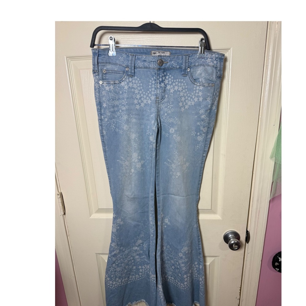 Free People Just Float On Flare Jeans Star Floral Print Light Wash Denim 26